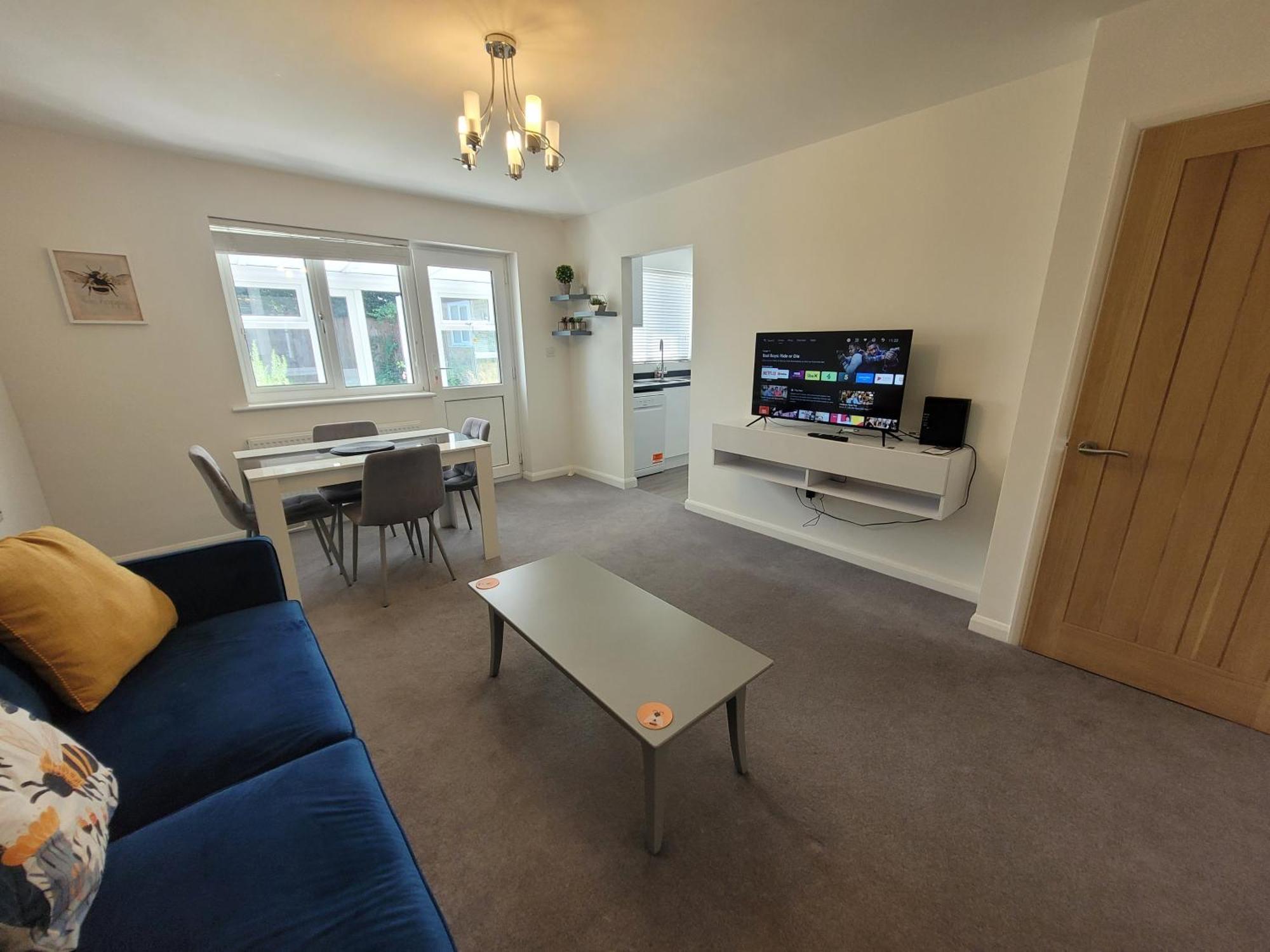 Bumblebee Bungalow - With Separate Office And Gaming Space By Catchpole Stays Colchester Exterior foto